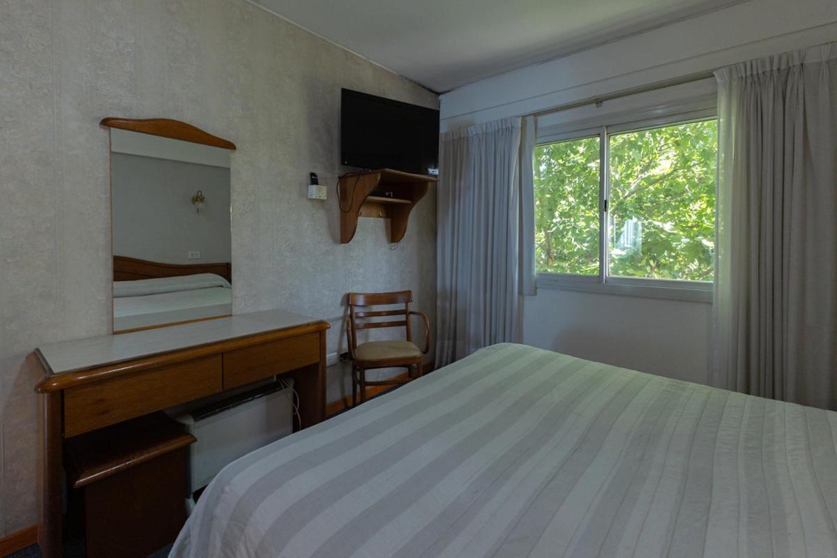 Hotel Luey Buenos Aires Exteriör bild